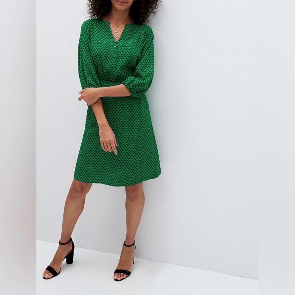 Banana Republic Emerald Patterned Midi Dress